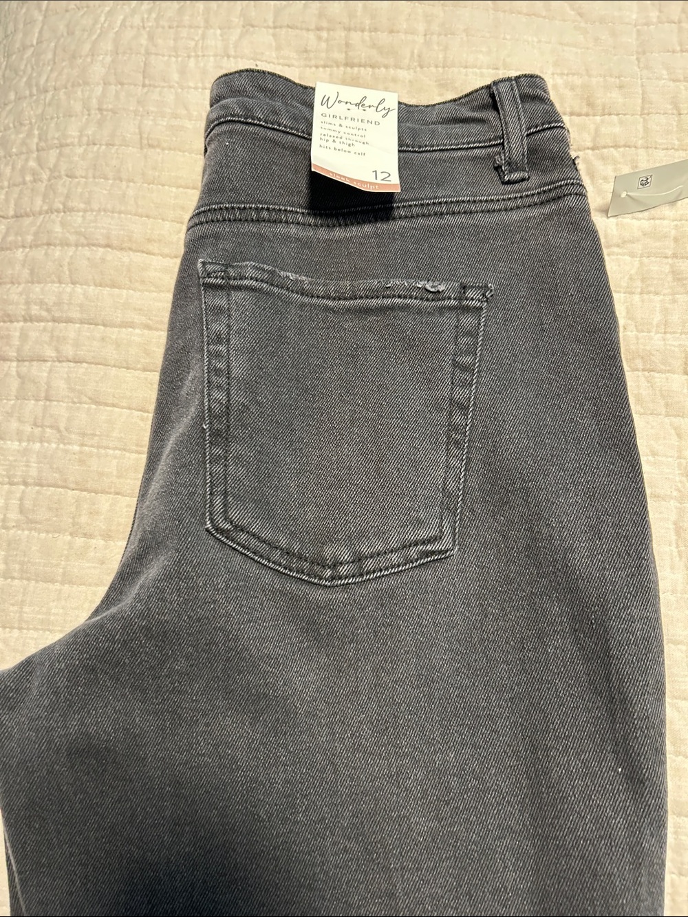 Wonderly Black High-Rise Women's Jeans